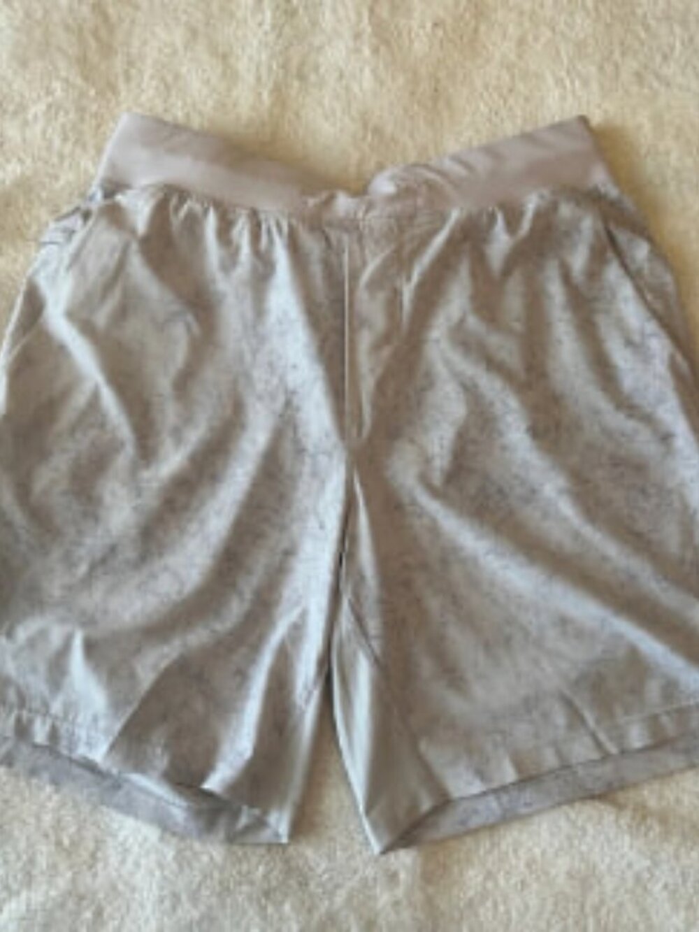 lululemon athletica Men's Light Gray Athletic Shorts
